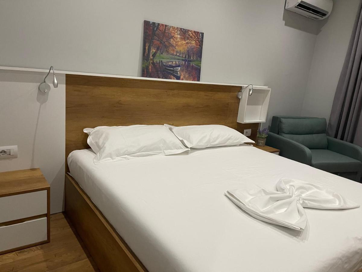 Andys Rooms Hotel Tiran Dış mekan fotoğraf