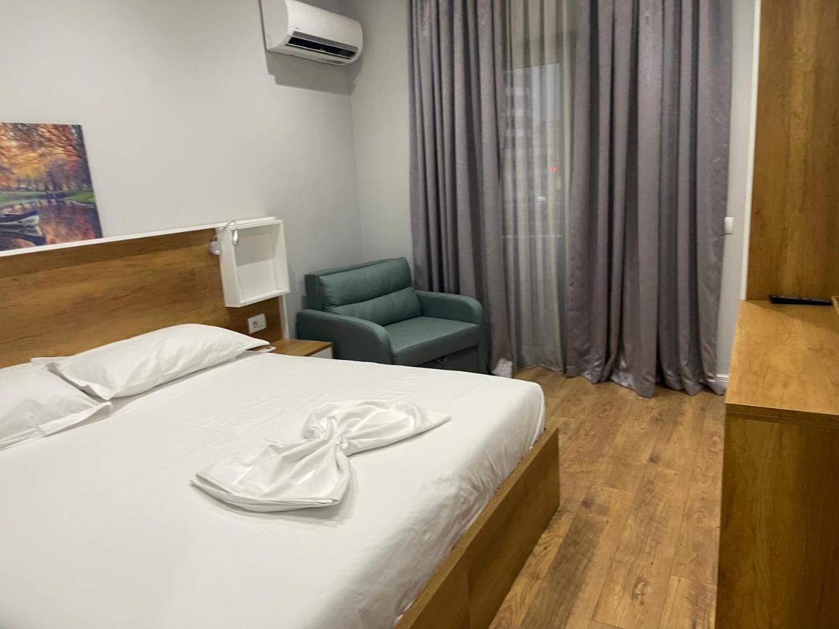 Andys Rooms Hotel Tiran Dış mekan fotoğraf